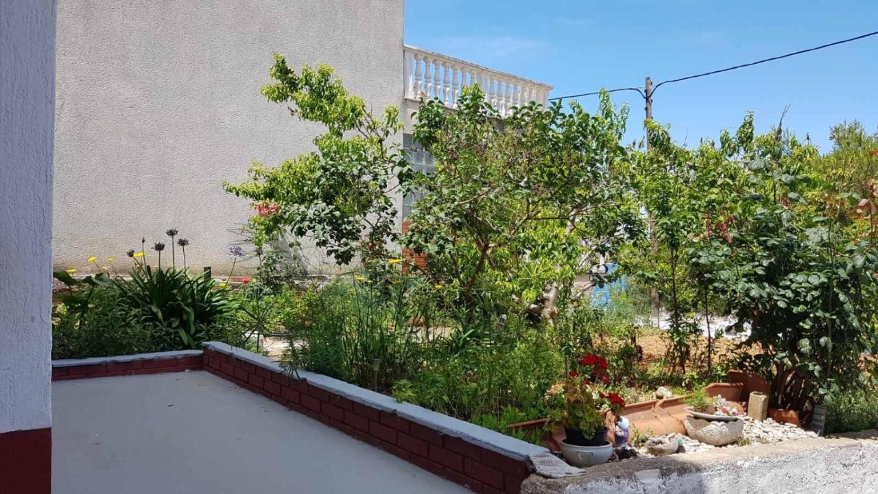 Comfort Apartment On The Beach Kali Bagian luar foto