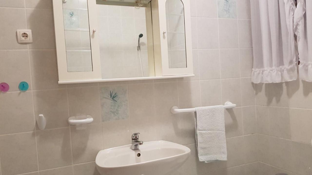 Comfort Apartment On The Beach Kali Bagian luar foto