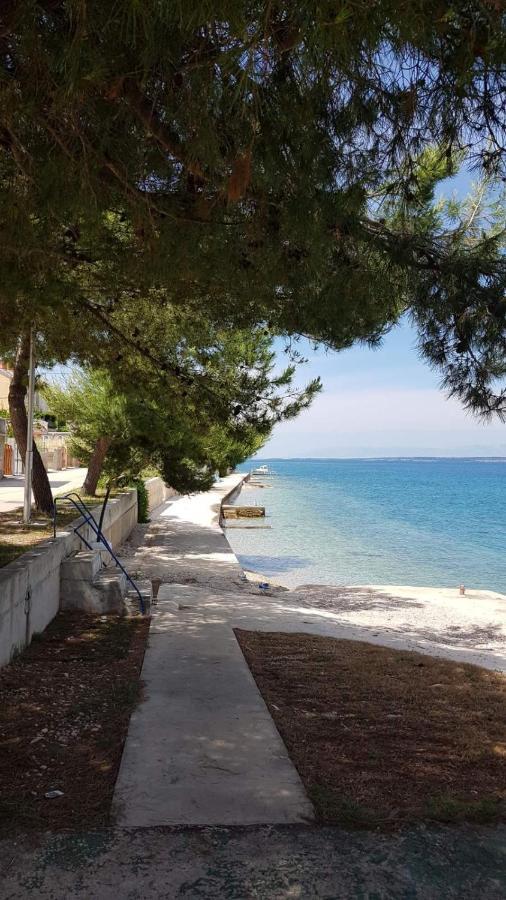 Comfort Apartment On The Beach Kali Bagian luar foto