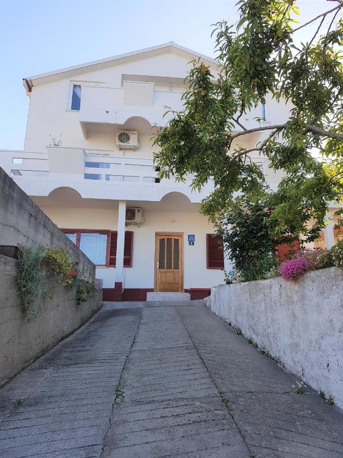 Comfort Apartment On The Beach Kali Bagian luar foto