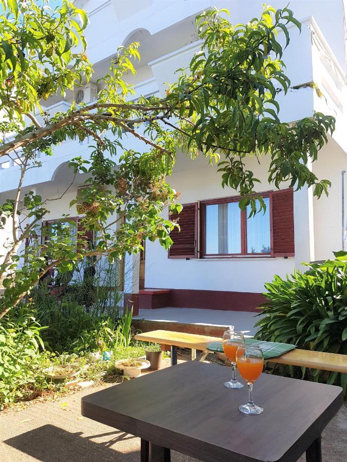 Comfort Apartment On The Beach Kali Bagian luar foto